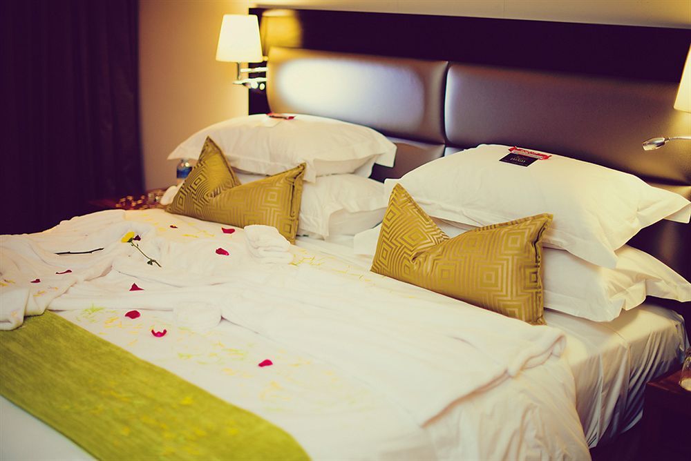 Premier Hotel Midrand Ngoại thất bức ảnh