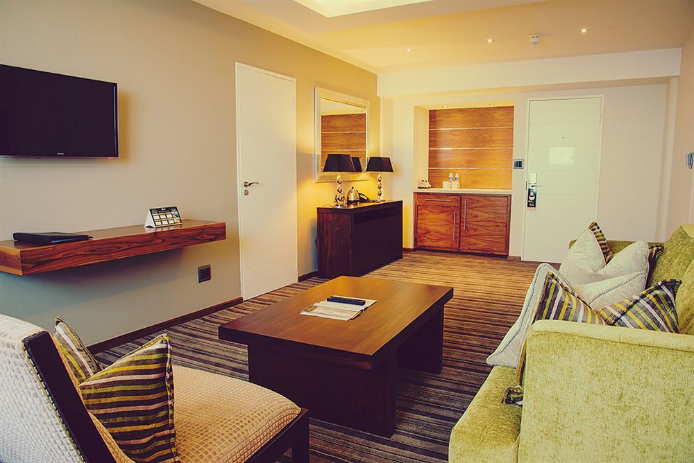 Premier Hotel Midrand Ngoại thất bức ảnh